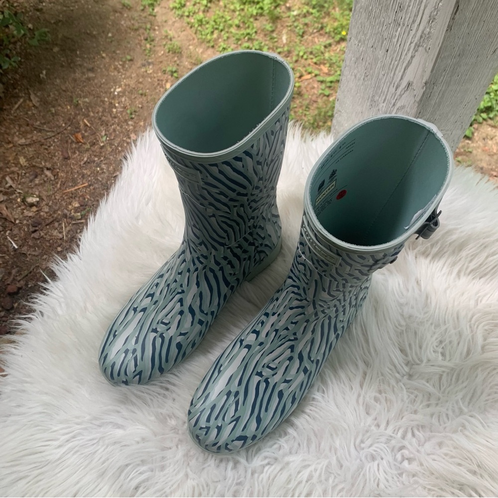 Hunter Sea Spray Patterned Short Rubber Boots - Picture 7 of 13